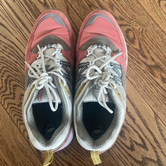 Karhu Unisex Fusion 2.0 Lace-Up Sneakers Pink Grey Yellow Green US 9W/7.5M - Picture 4 of 8